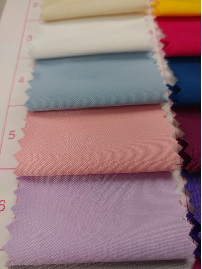 GZ-HGHI  高密米琪 厚色丁 畢業袍 後面照